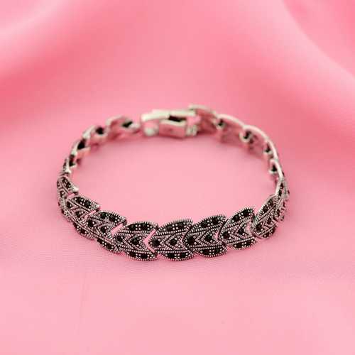 Lắc Nữ T02LAU000484