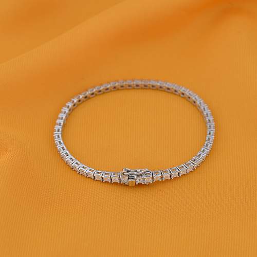 Lắc Nữ T02LAU000487