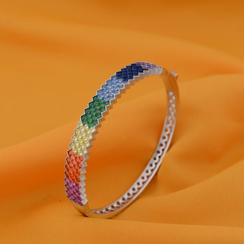 Lắc Nữ T02LAU000501